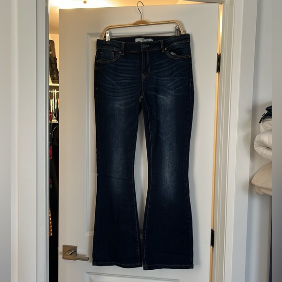 Vero moda bootcut denim size 31 item 04-03 - Picture 2 of 6